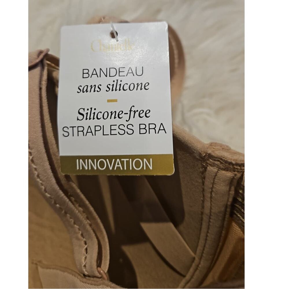Chantelle Silicone-Free Strapless Bra in Beige – Size 34DDD - Picture 5 of 6